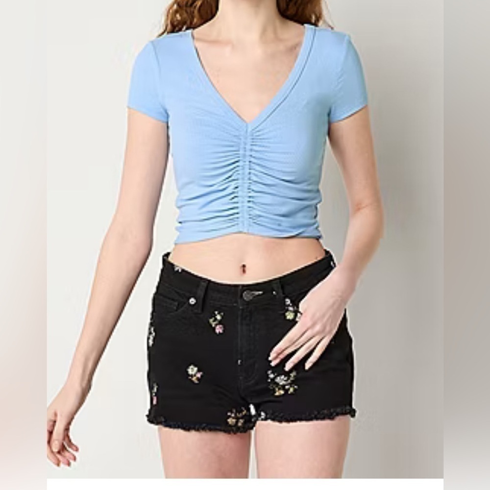 Arizona Cropped Womens Juniors V Neck Short Sleeve T-Shirt